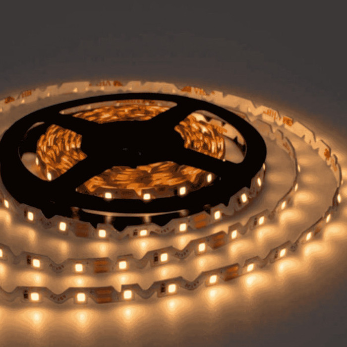 Tira LED 2835 tipo S rollo 5M 6W/M luz cálida